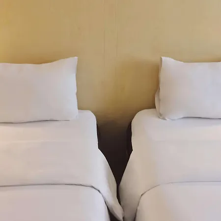 Ibis Padang Hotel Exterior photo