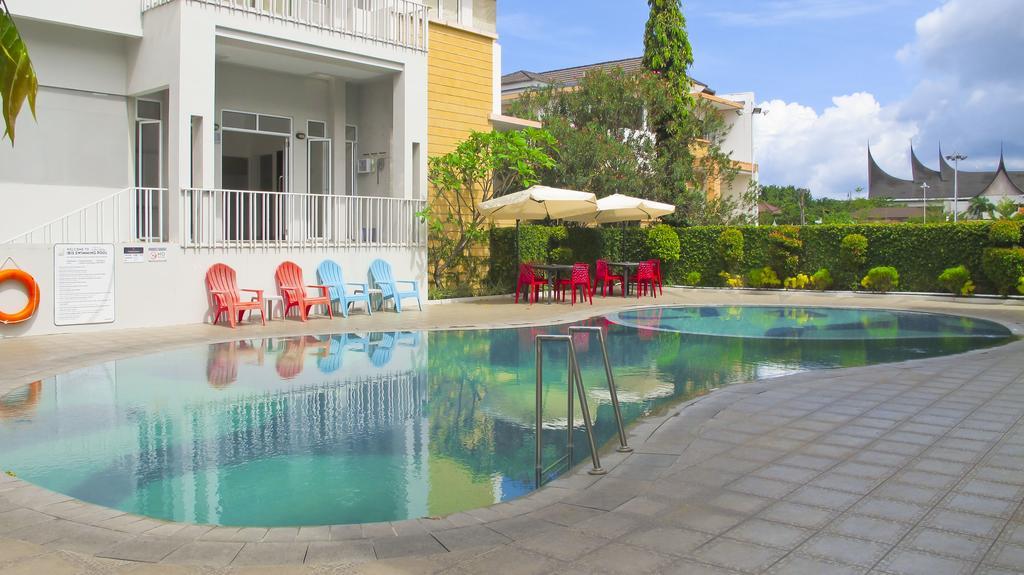 Ibis 3* Padang (Sumatra)